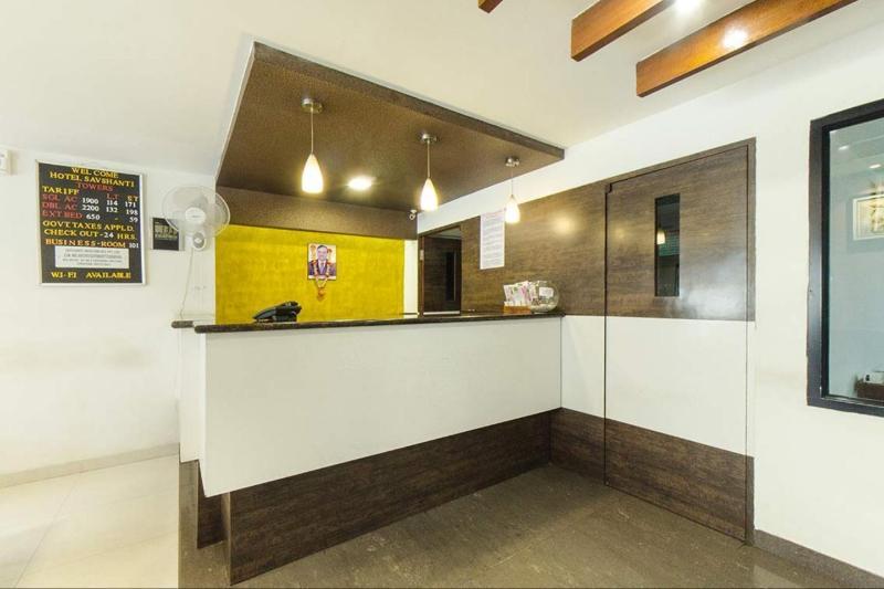 Hotel Savshanti Towers Vadodara Exterior photo